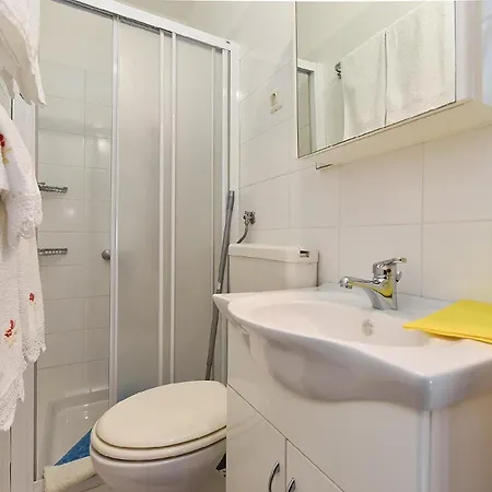 Apartment Fuer 2 Personen Ca 21 Qm In Pula, Istrien Istrische Riviera *