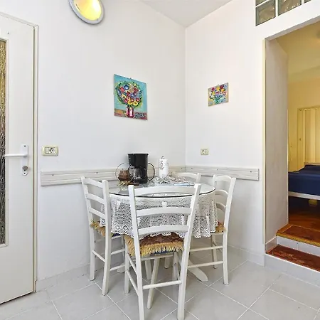 Fuer 2 Personen Ca 21 Qm In Pula, Istrien Istrische Riviera Apartment *